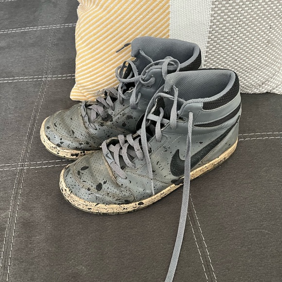 Nike Other - Nike high tops